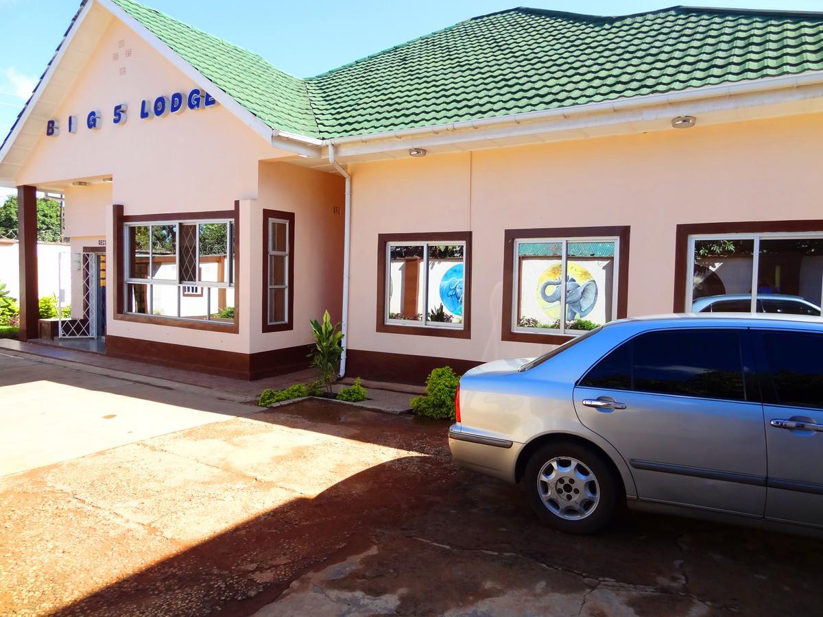 Big 5 Junior Lodge Lubumbashi Kültér fotó